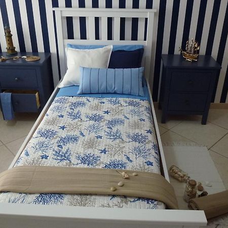 Suite Blue Marine Ταράντο Δωμάτιο φωτογραφία