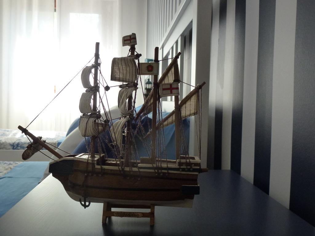 Suite Blue Marine Ταράντο Δωμάτιο φωτογραφία